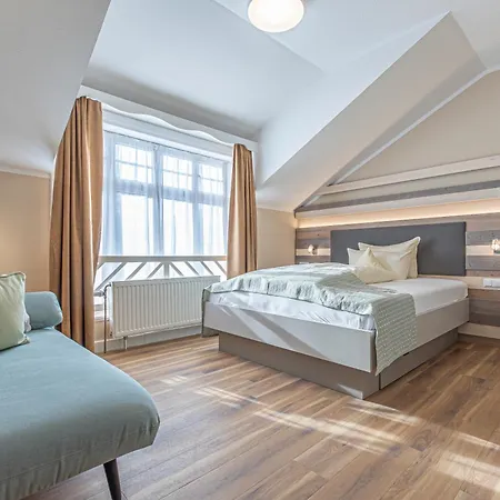 Hotel Seeblick Genuss Und Amrum 4*