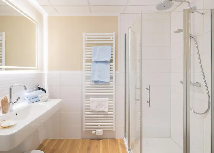 Hotel Seeblick Genuss Und Amrum 4*